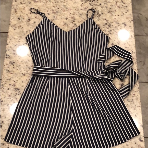 Romper - Picture 2 of 2